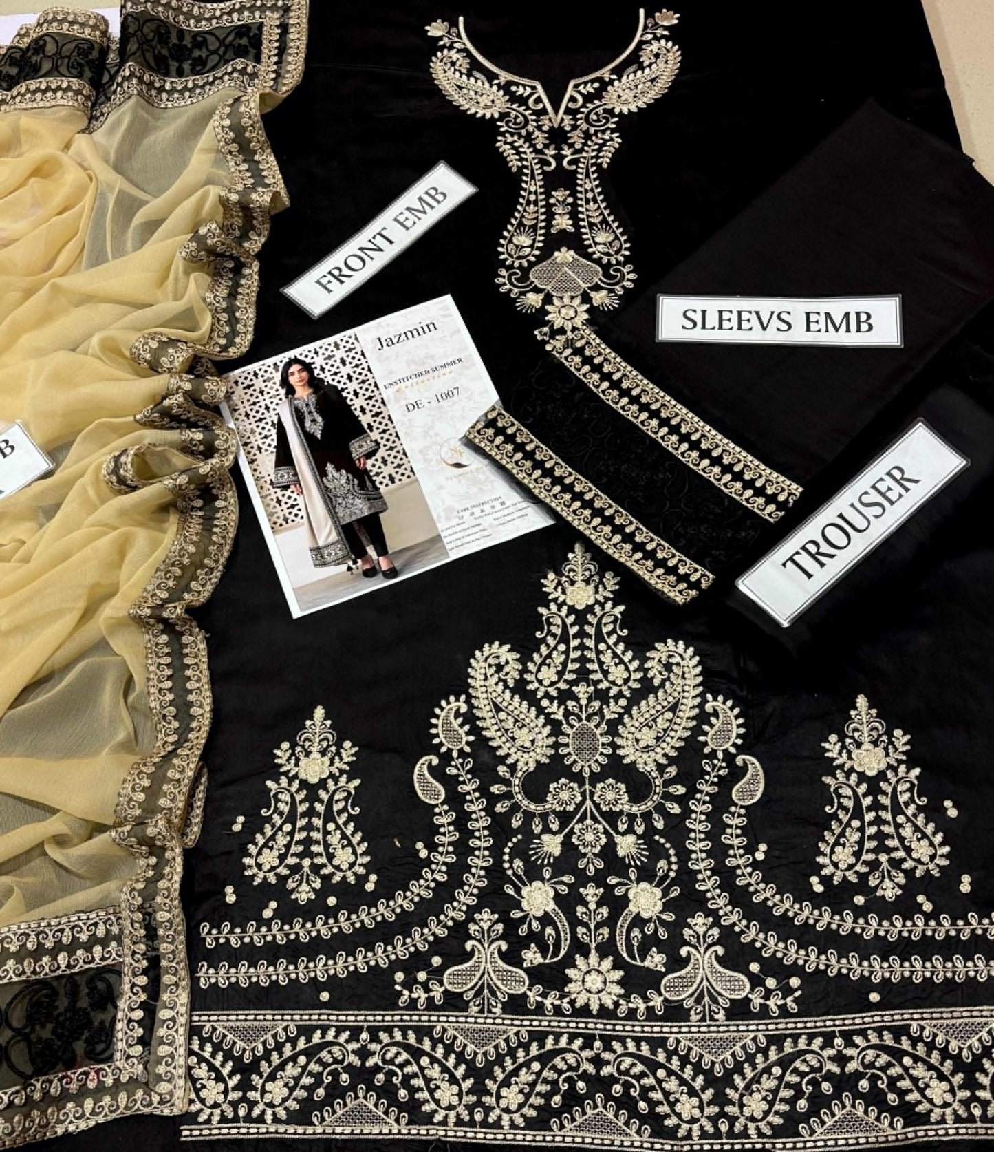 ✨ New Arrivals Summer Lawn Collection 2026 – Jazmin 3PC Embroidered Suit ✨